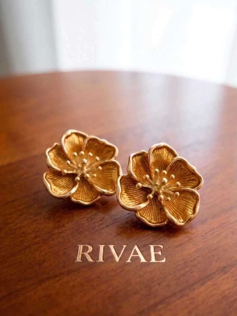 Blossom Studs
